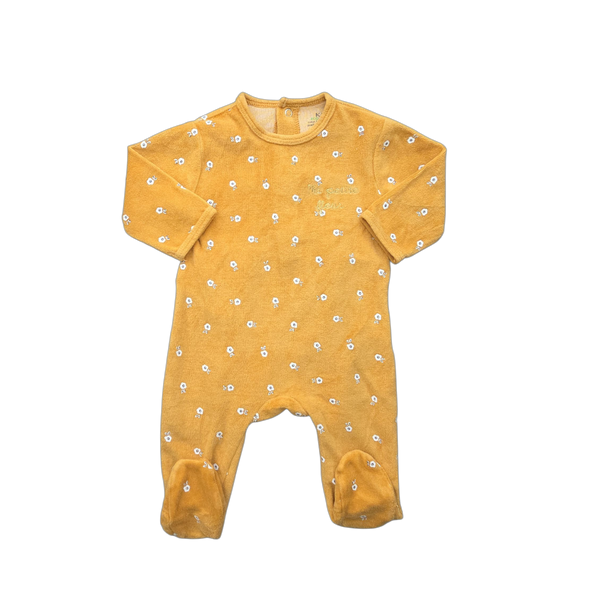 Pyjama jaune à motifs une pièce
