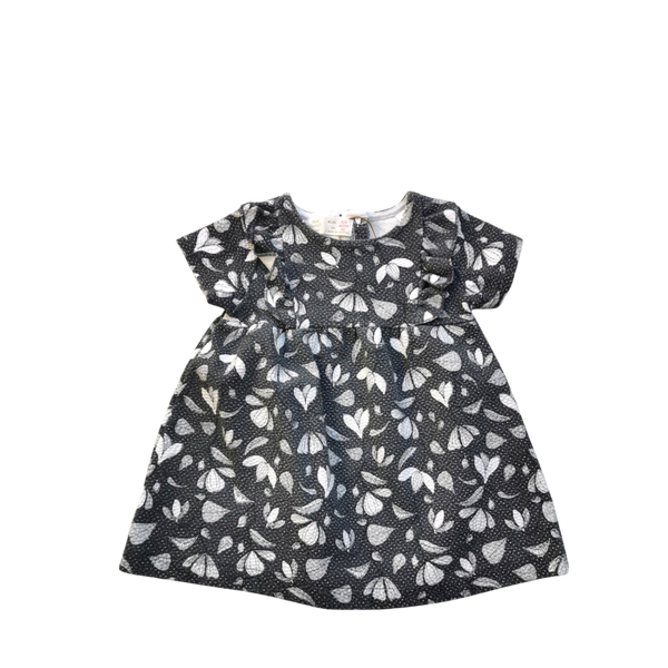 Robe grise à motifs