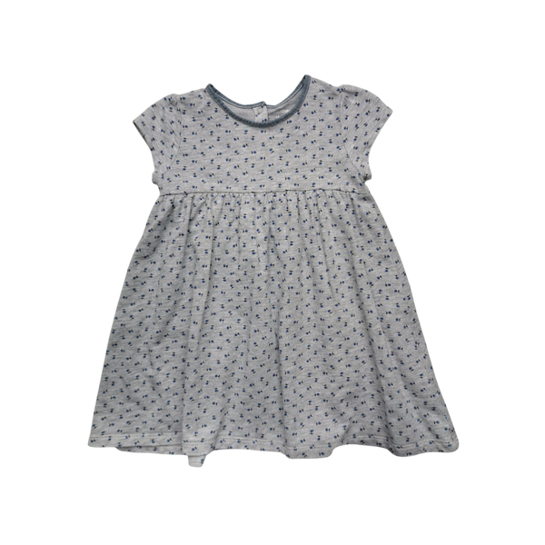 Robe grise à motifs
