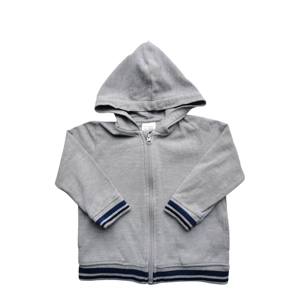 Veste grise à capuche